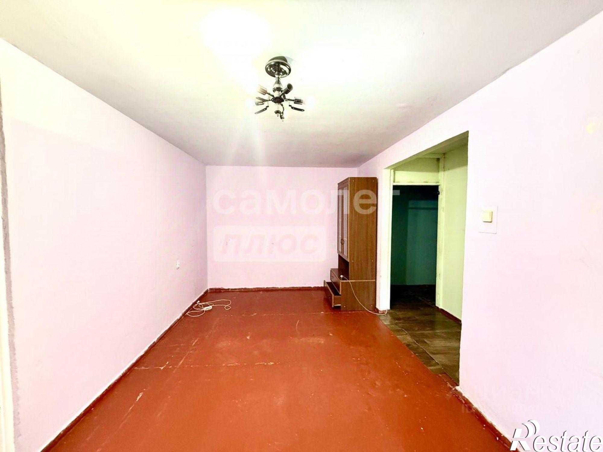 Купить квартиру за 2 700 000 рублей на Приморско-Ахтарский район