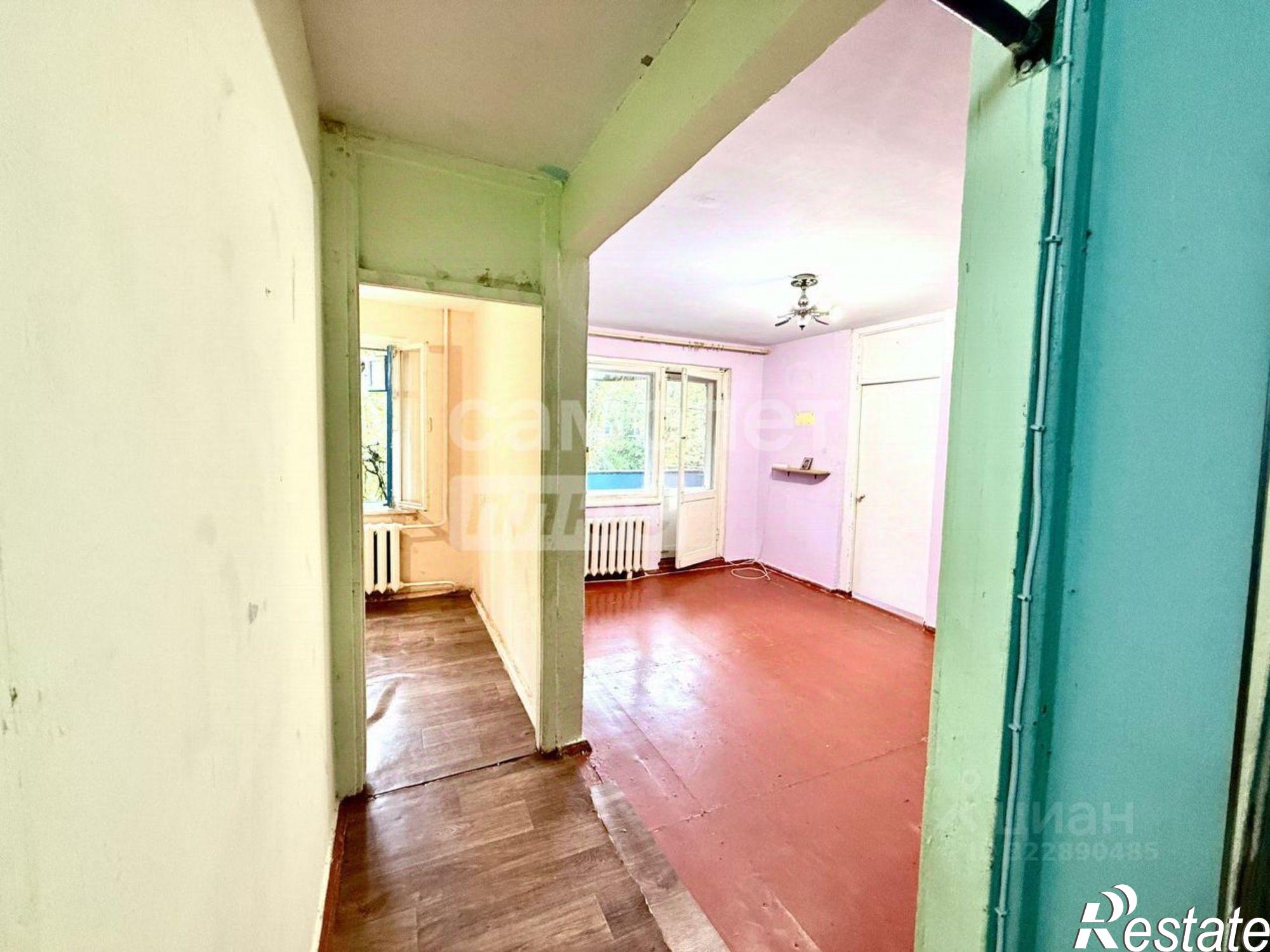 Купить квартиру за 2 700 000 рублей на Приморско-Ахтарский район