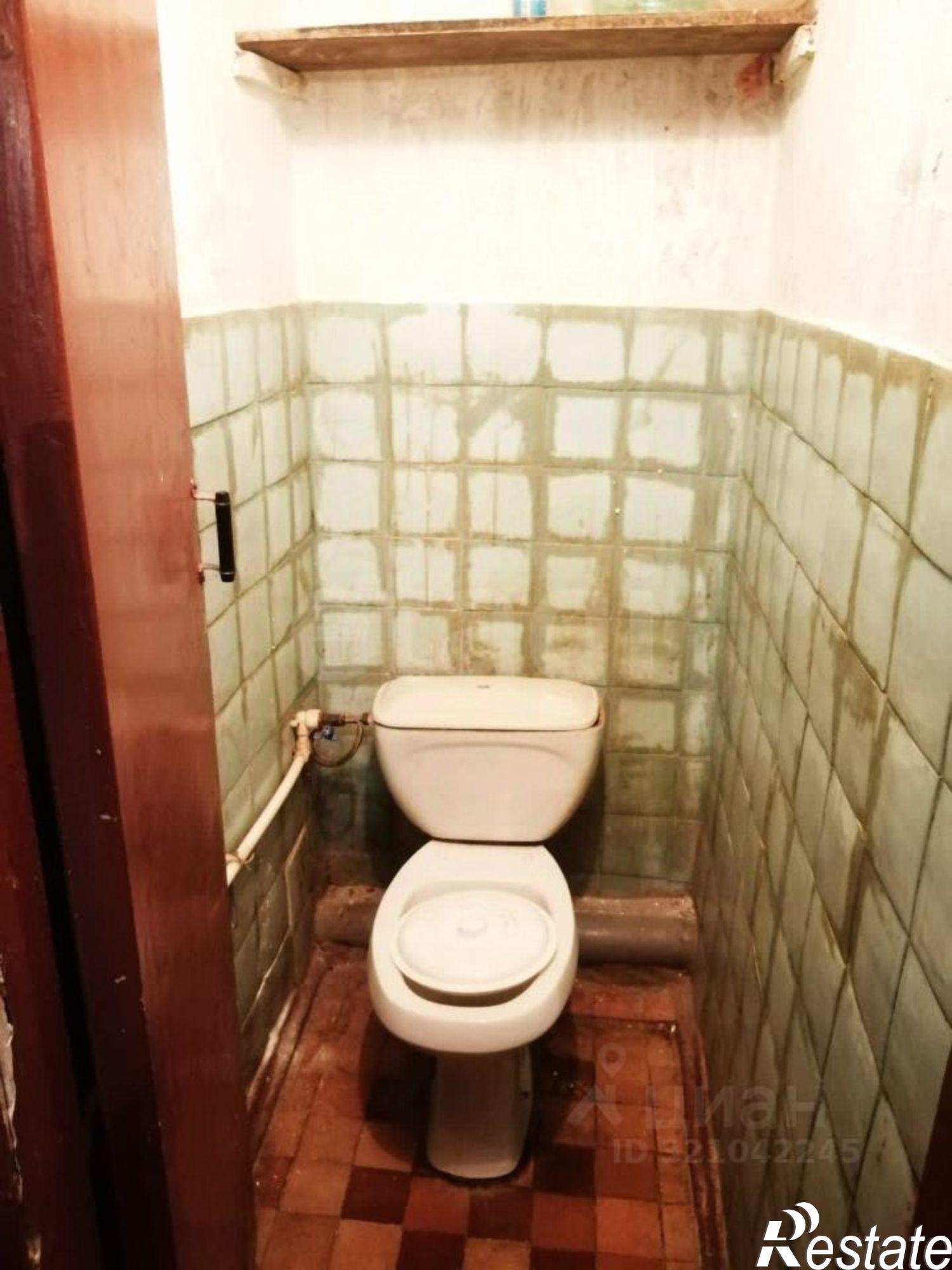 Купить квартиру за 1 200 000 рублей на Ейский район, Ейск