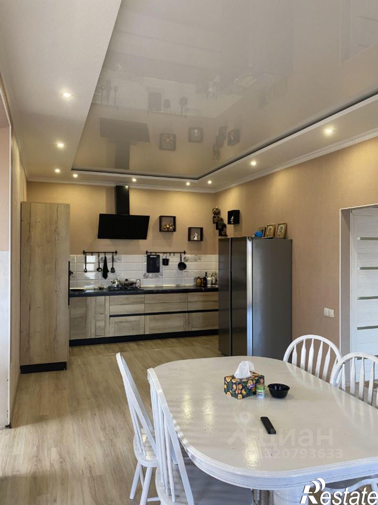 Купить дачу, дом, коттедж за 10 000 000 рублей на улица Андрейчук, 30