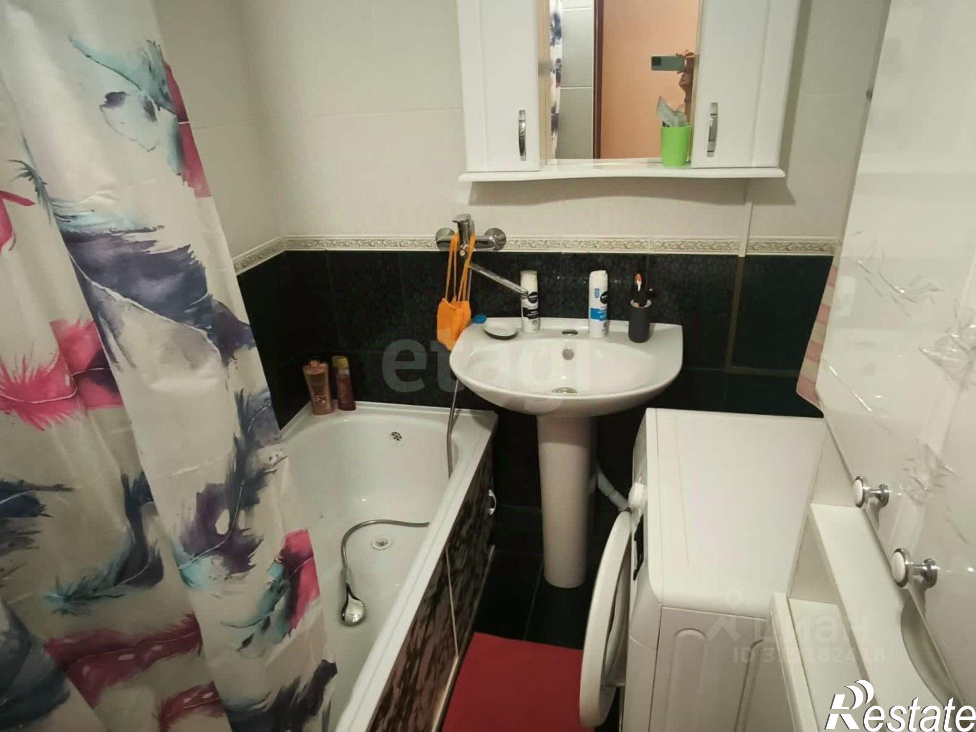 Купить квартиру за 4 800 000 рублей на Апшеронский район