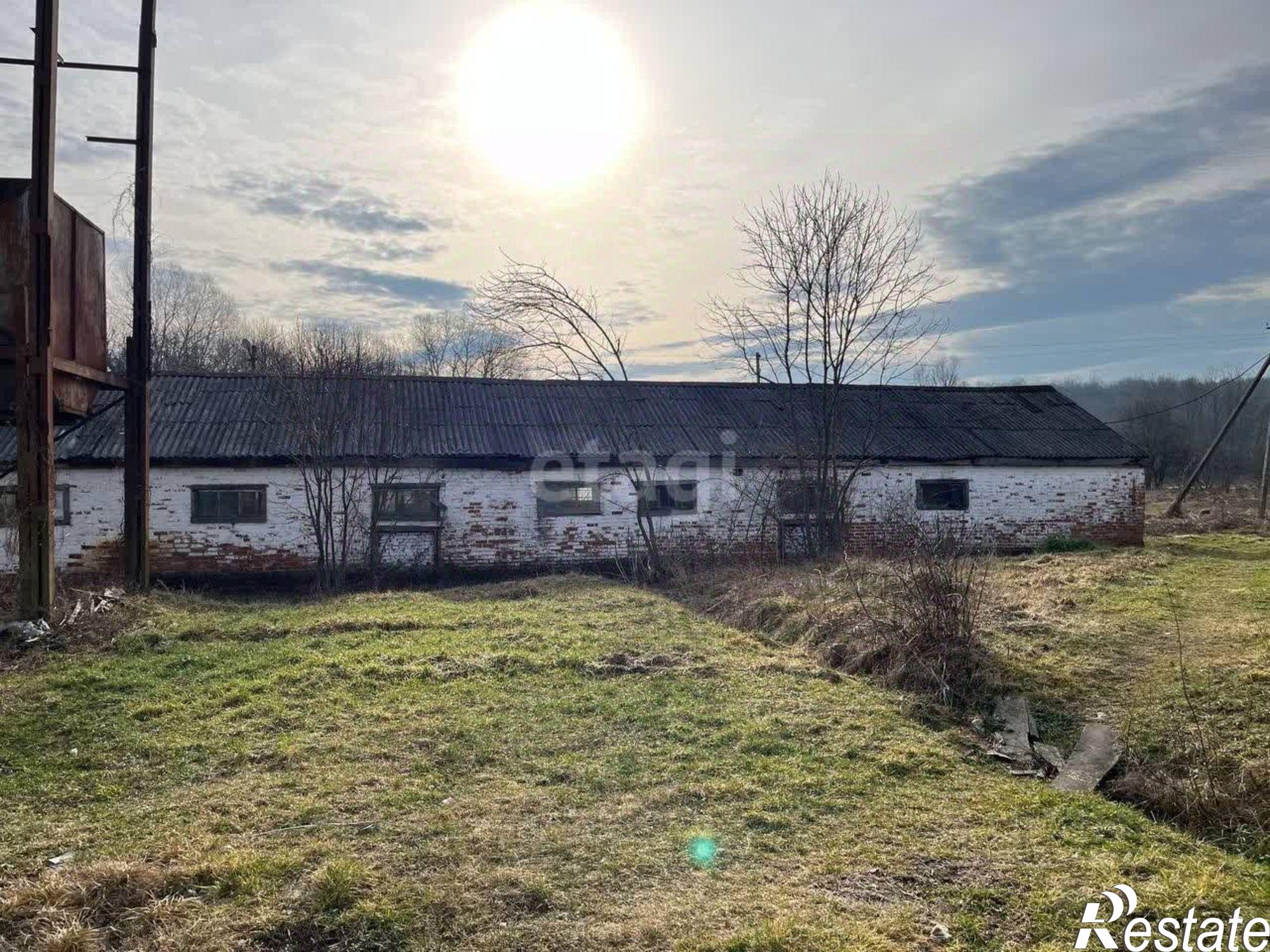 Купить складское помещение за 15 000 700 рублей на Фабричная улица, 4