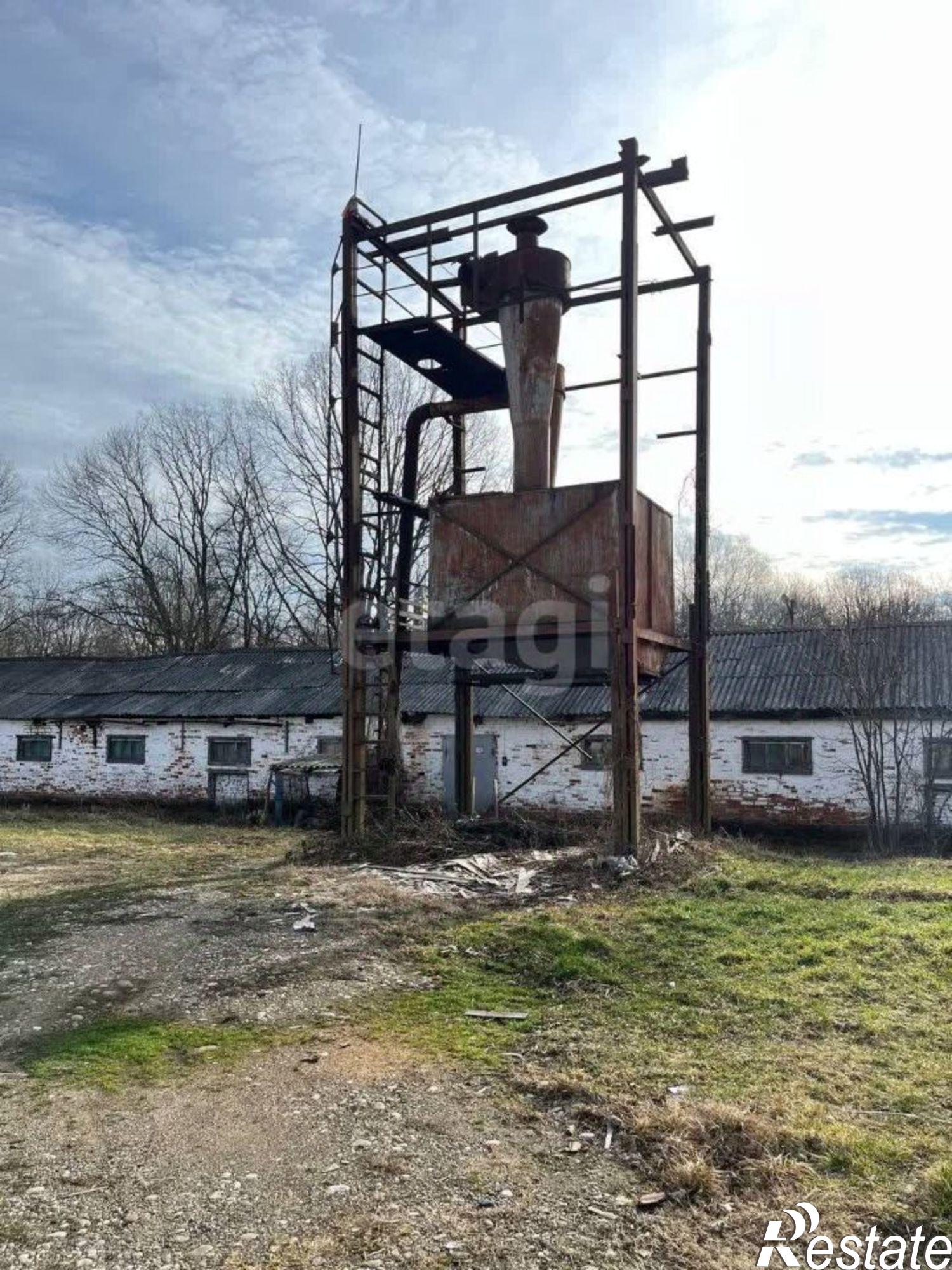 Купить складское помещение за 15 000 700 рублей на Фабричная улица, 4