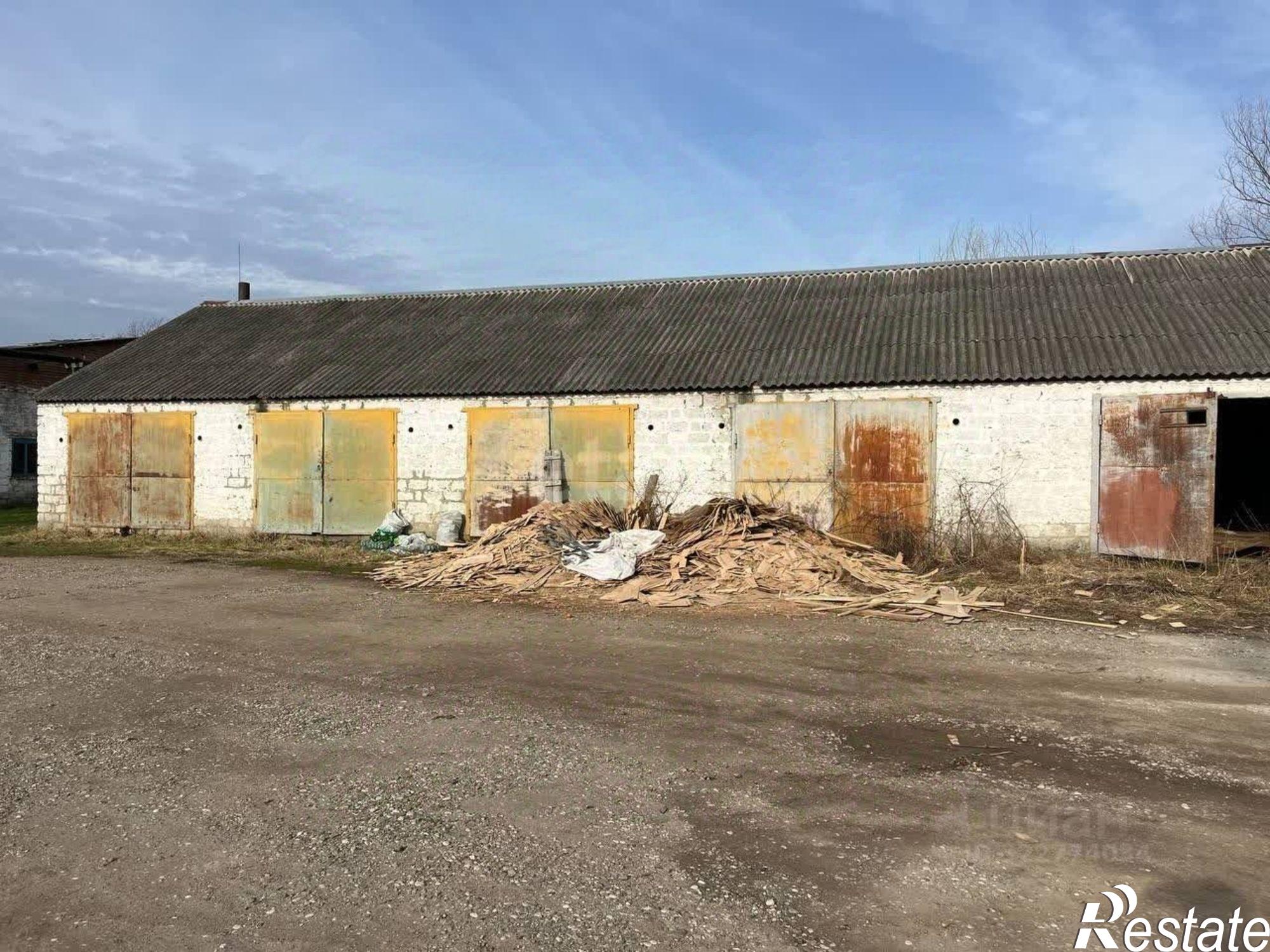 Купить складское помещение за 15 000 700 рублей на Фабричная улица, 4