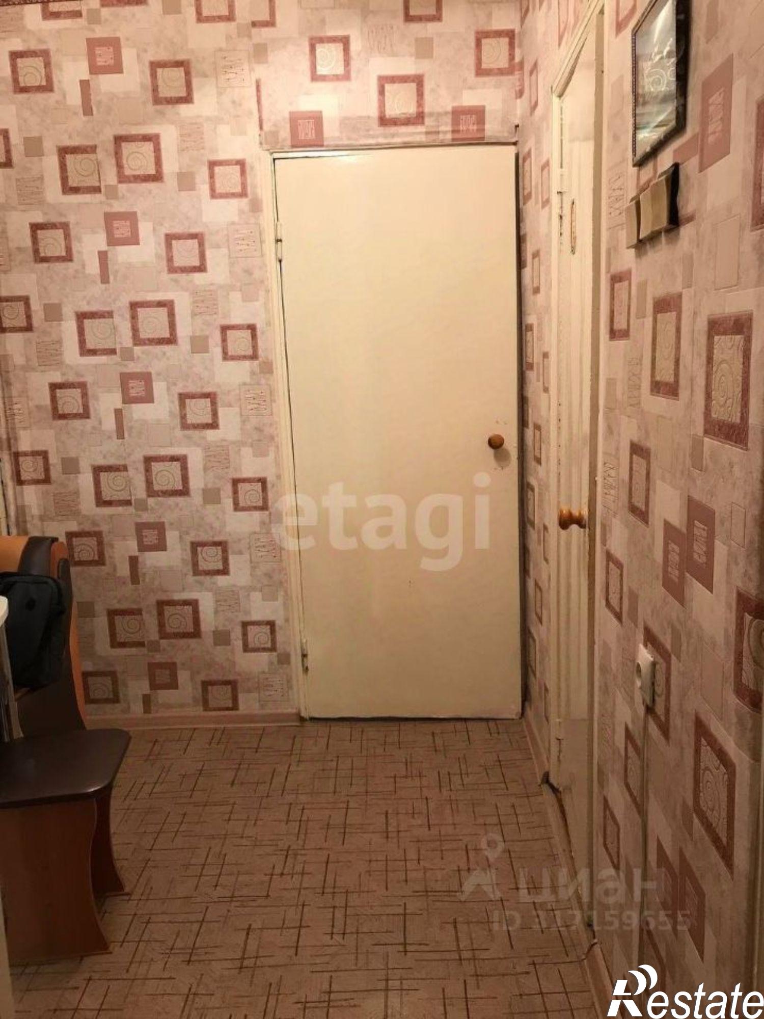 Купить квартиру за 3 600 000 рублей на Ейский район, Ейск, 83