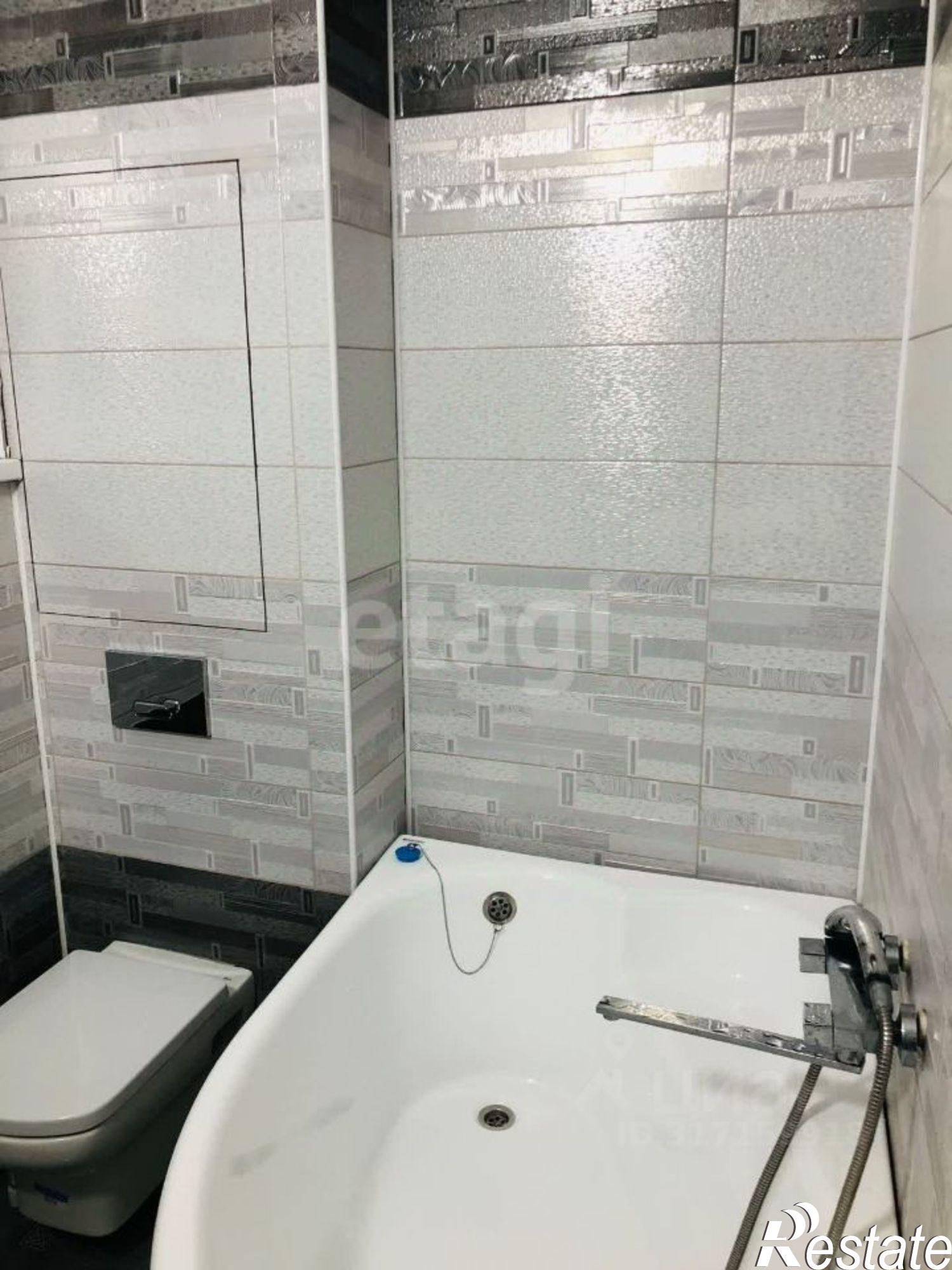 Купить квартиру за 4 300 000 рублей на Щербиновский район