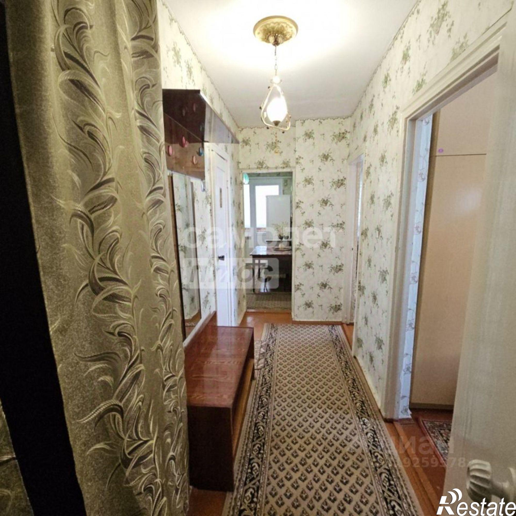 Купить квартиру за 3 100 000 рублей на Абинский район, Ахтырский п.г.т.