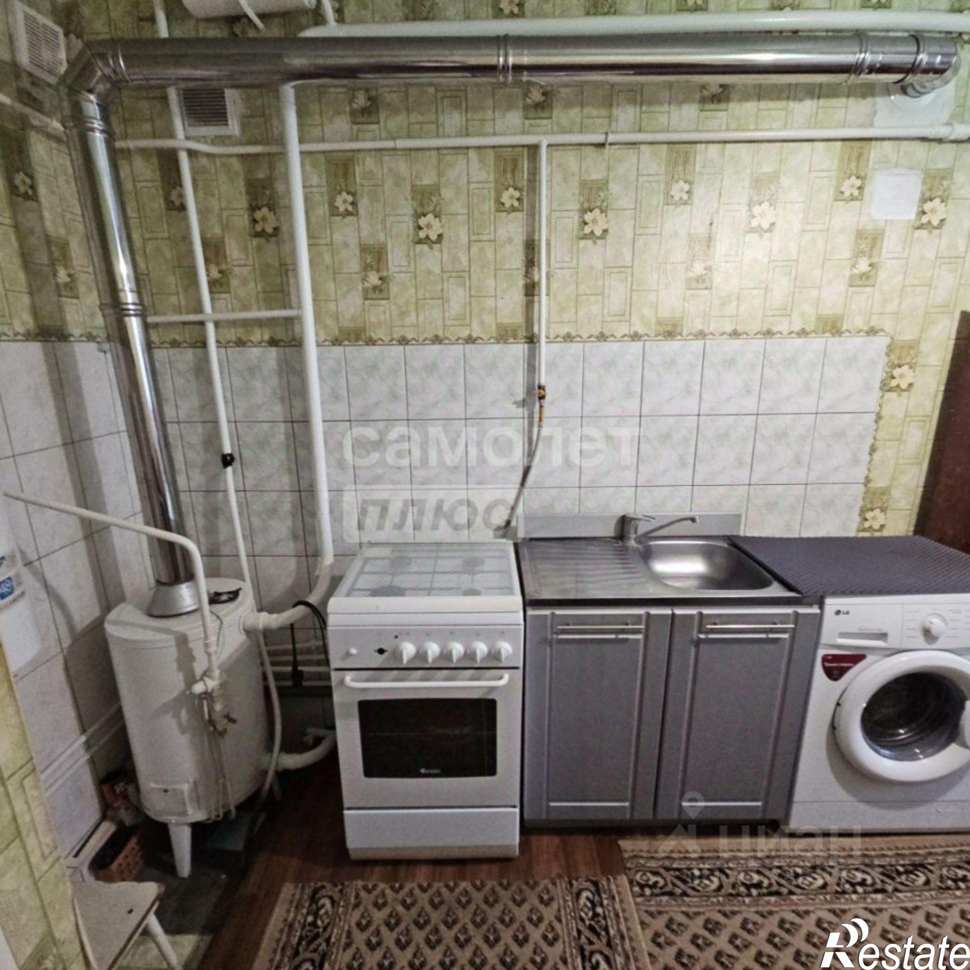 Купить квартиру за 3 100 000 рублей на Абинский район, Ахтырский п.г.т.