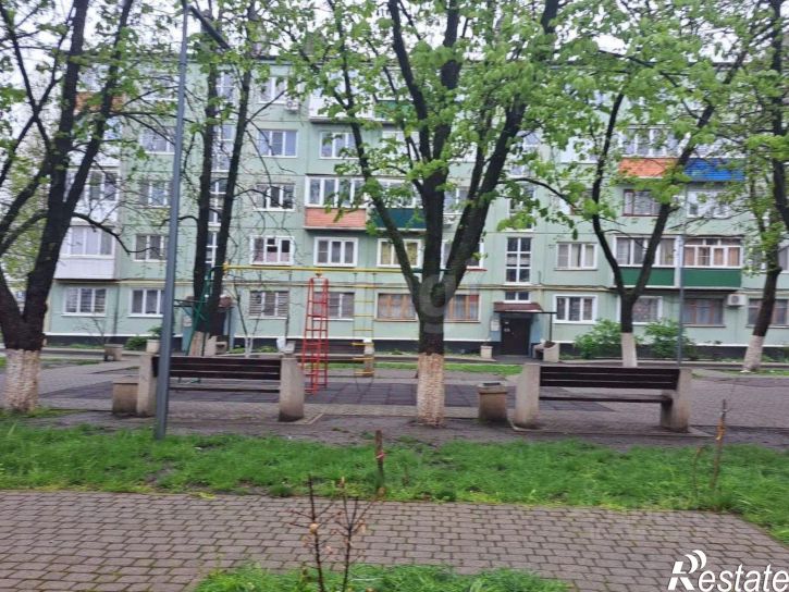 2-комн квартира Лабинский район, Лабинск