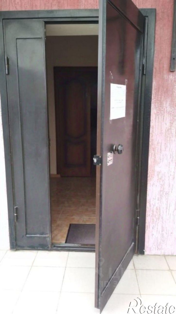 2-комн квартира улица Красных Курсантов, 20,  д. 20