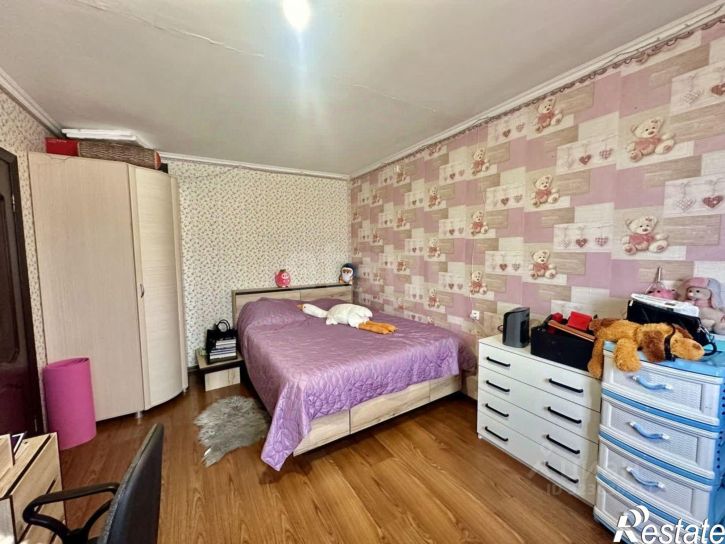 3-комн квартира улица Макарова, 1А,  д. 1А