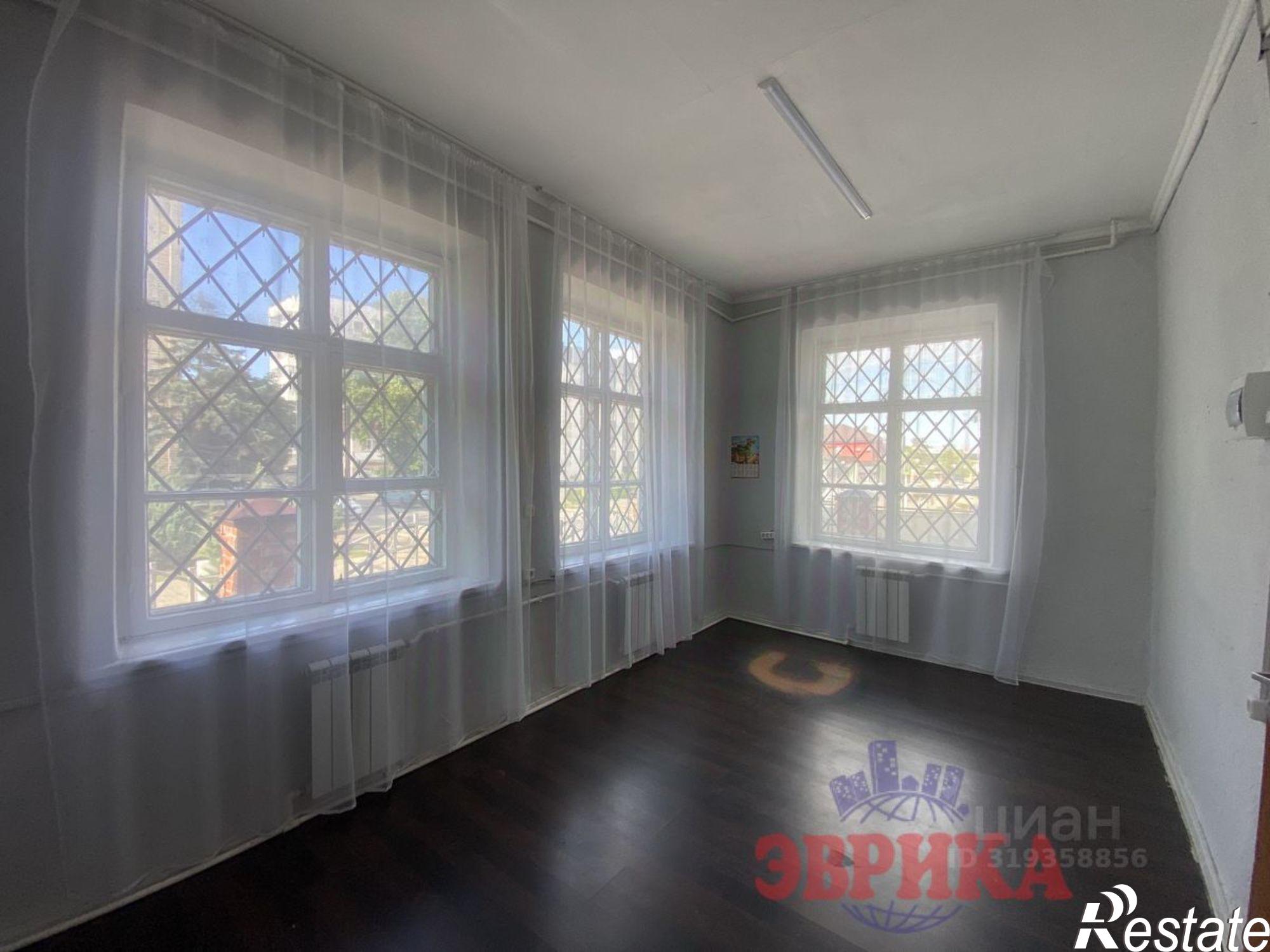 Сдать ОСЗ, отдельно стоящее здание за 12 000 рублей на ул Пролетарская, 49