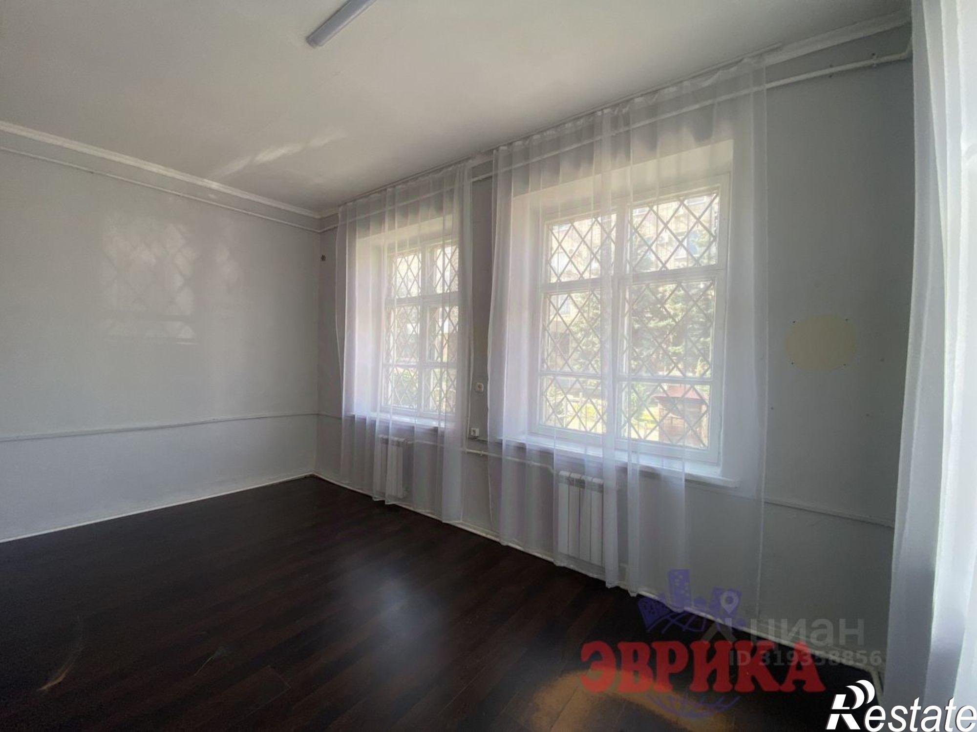 Сдать ОСЗ, отдельно стоящее здание за 12 000 рублей на ул Пролетарская, 49