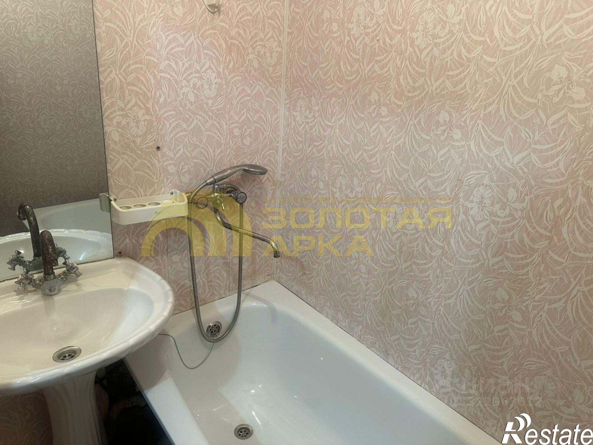 Купить квартиру за 4 000 000 рублей на улица Просвещения, 36