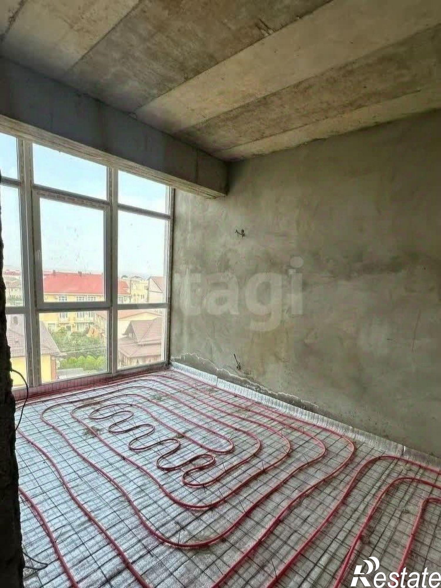 Купить квартиру за 3 500 000 рублей на Лазурная улица, 21