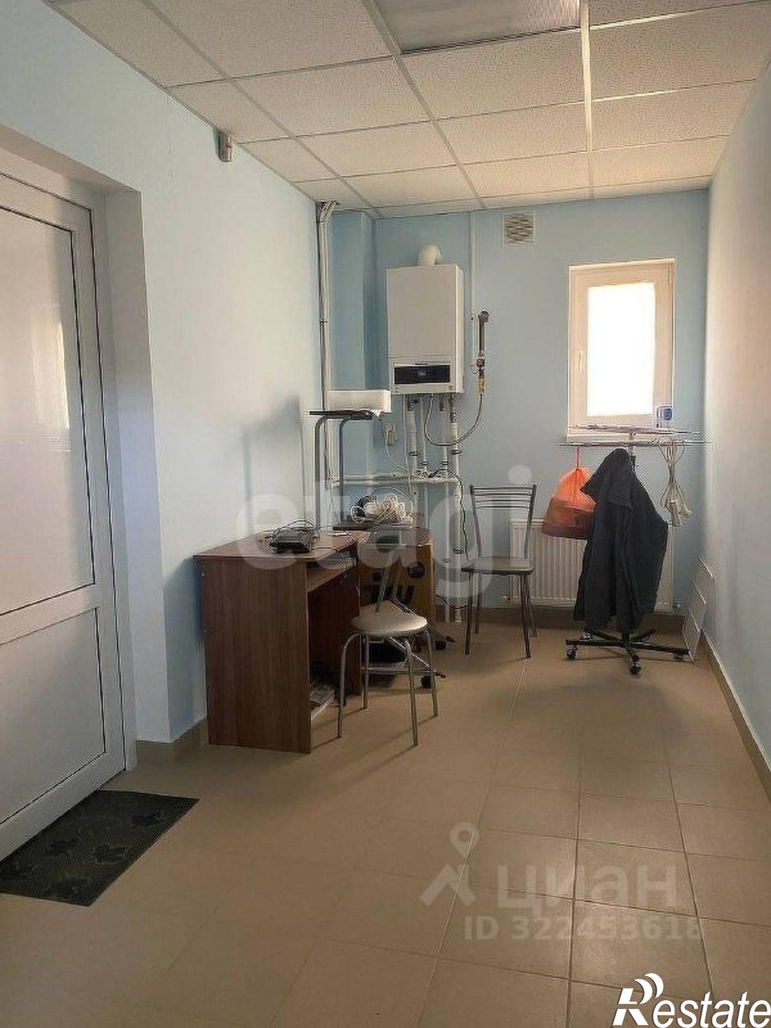 Купить торговое помещение за 18 000 200 рублей на улица Розы Люксембург, 50