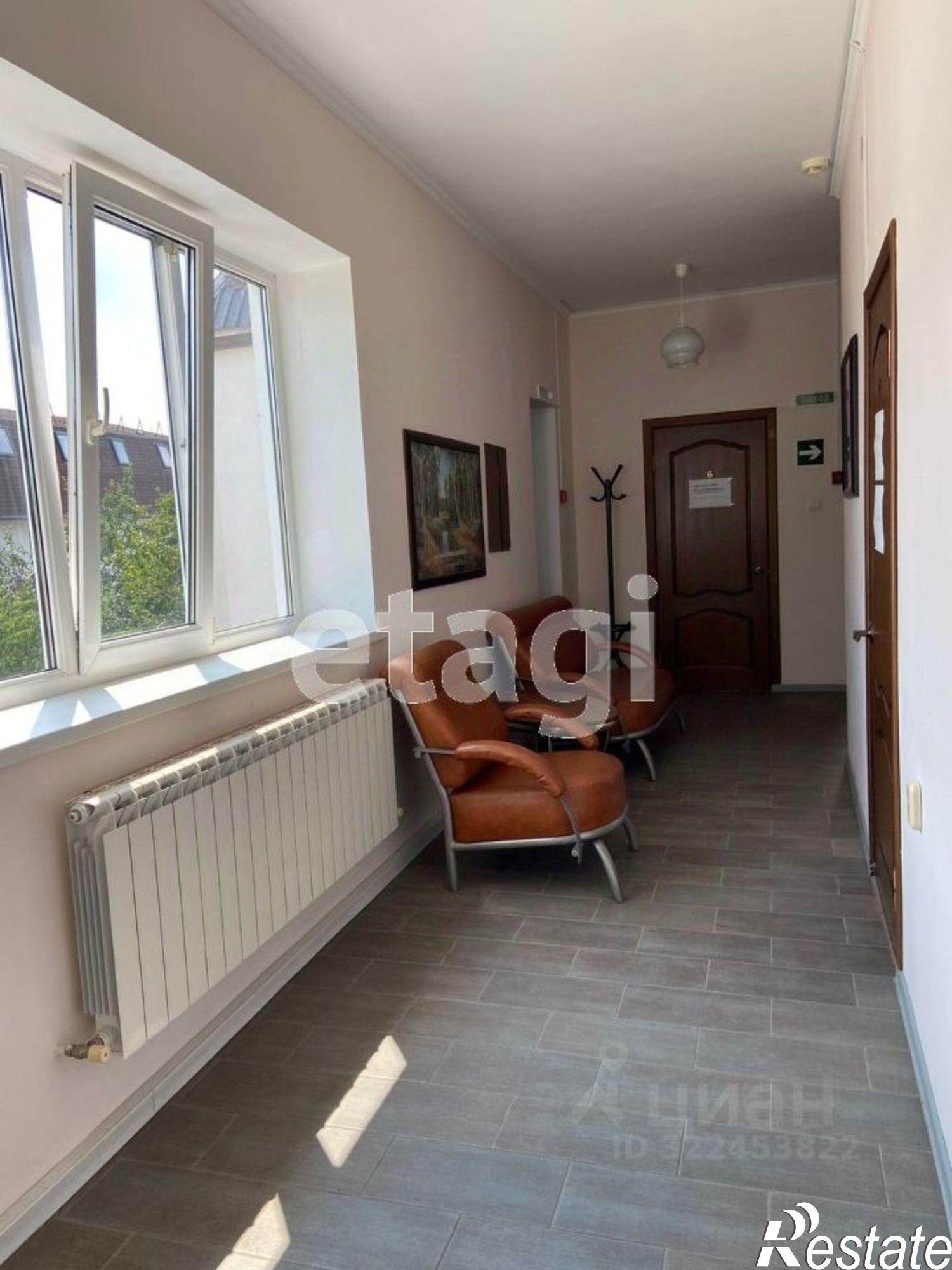 Купить торговое помещение за 32 900 100 рублей на улица Степана Разина, 31