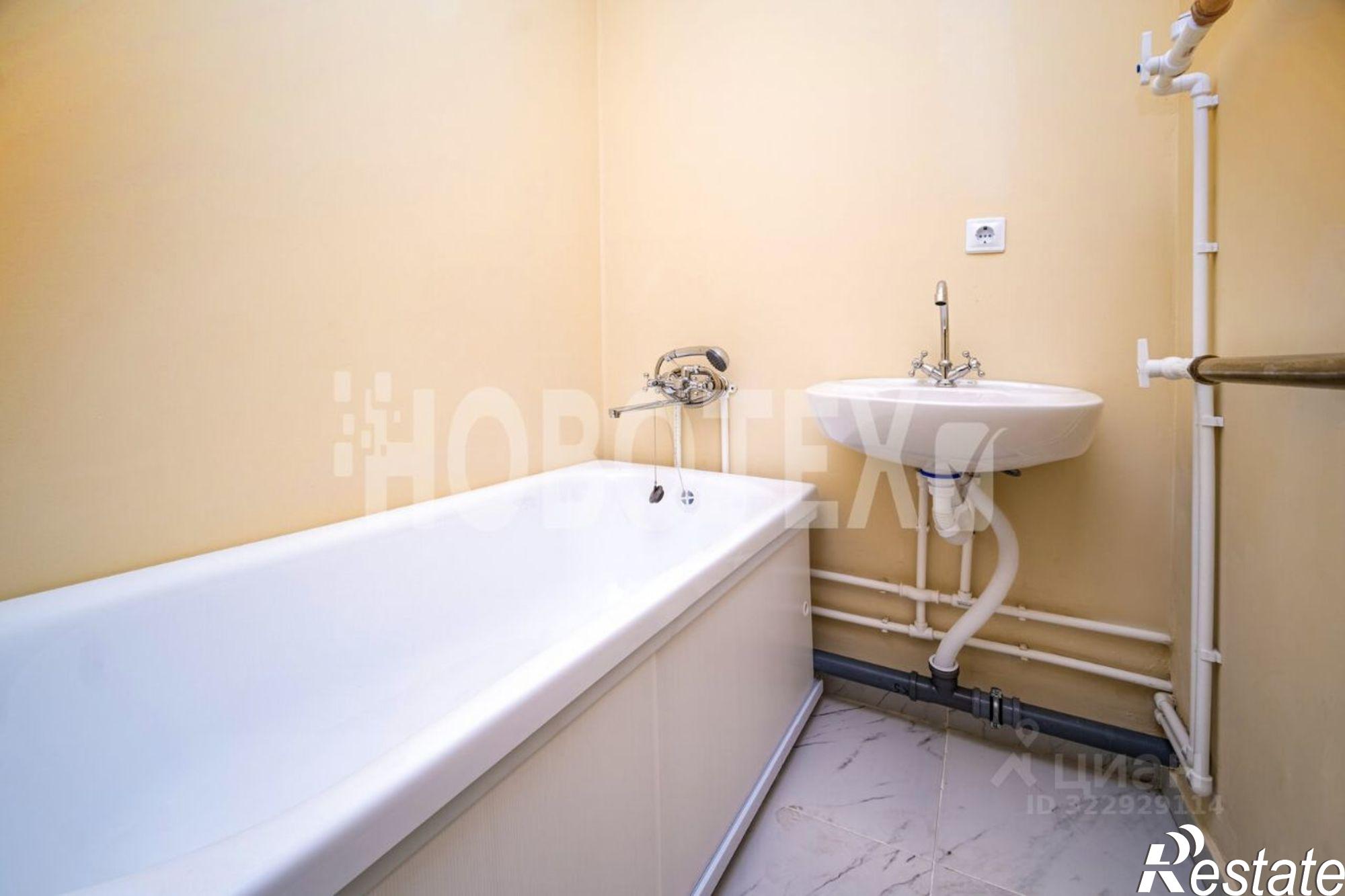 Купить квартиру за 4 025 000 рублей на ул Надежды, 4