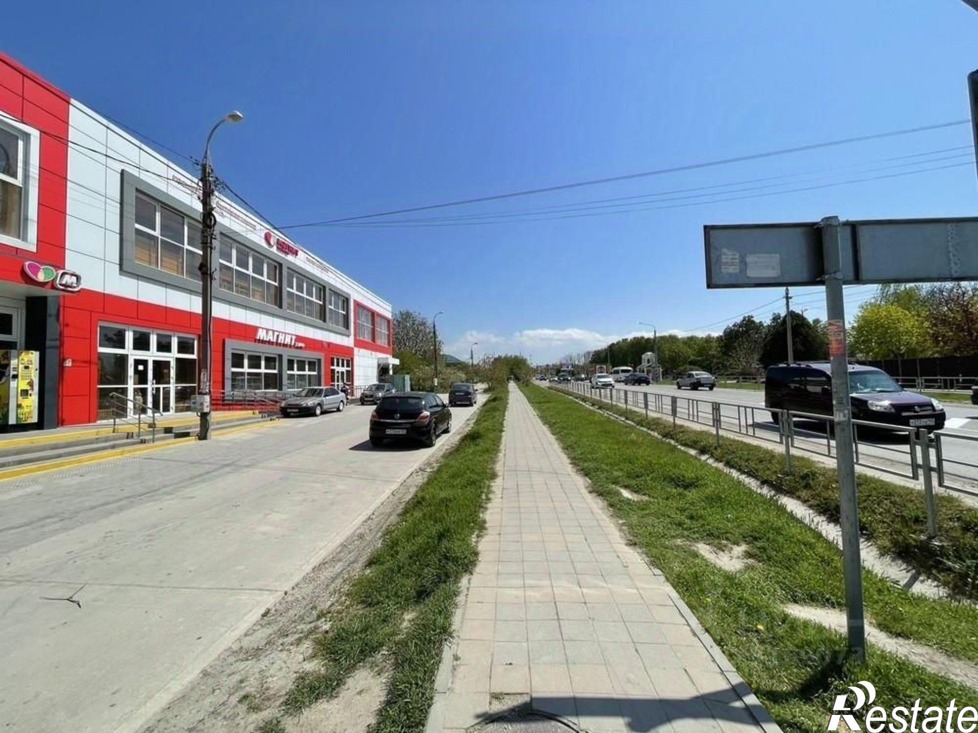 Купить торговое помещение за 84 897 500 рублей на ул Мира, 59/96