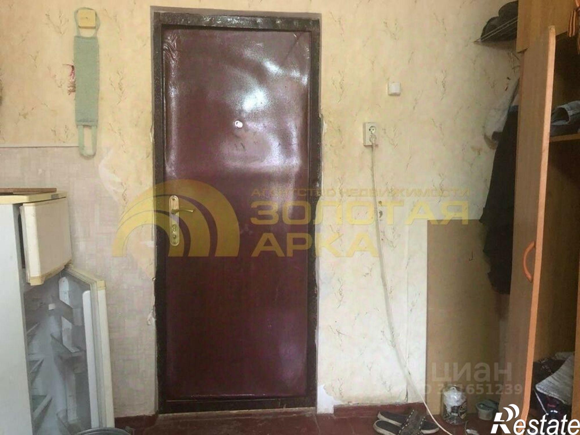 Купить комнату за 2 000 000 рублей на ул Октябрьская, 175