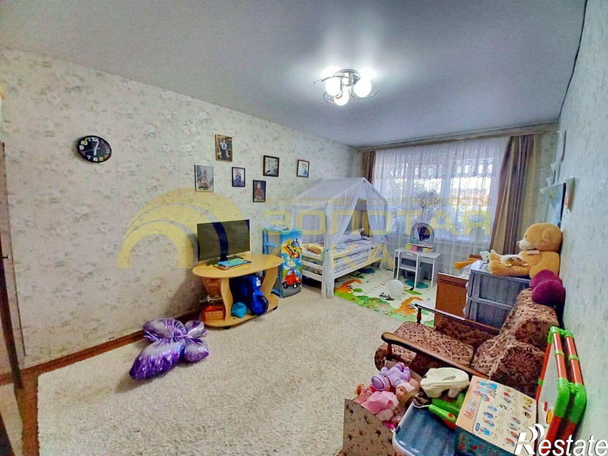 Купить квартиру за 2 350 000 рублей на Рудничная улица, 10