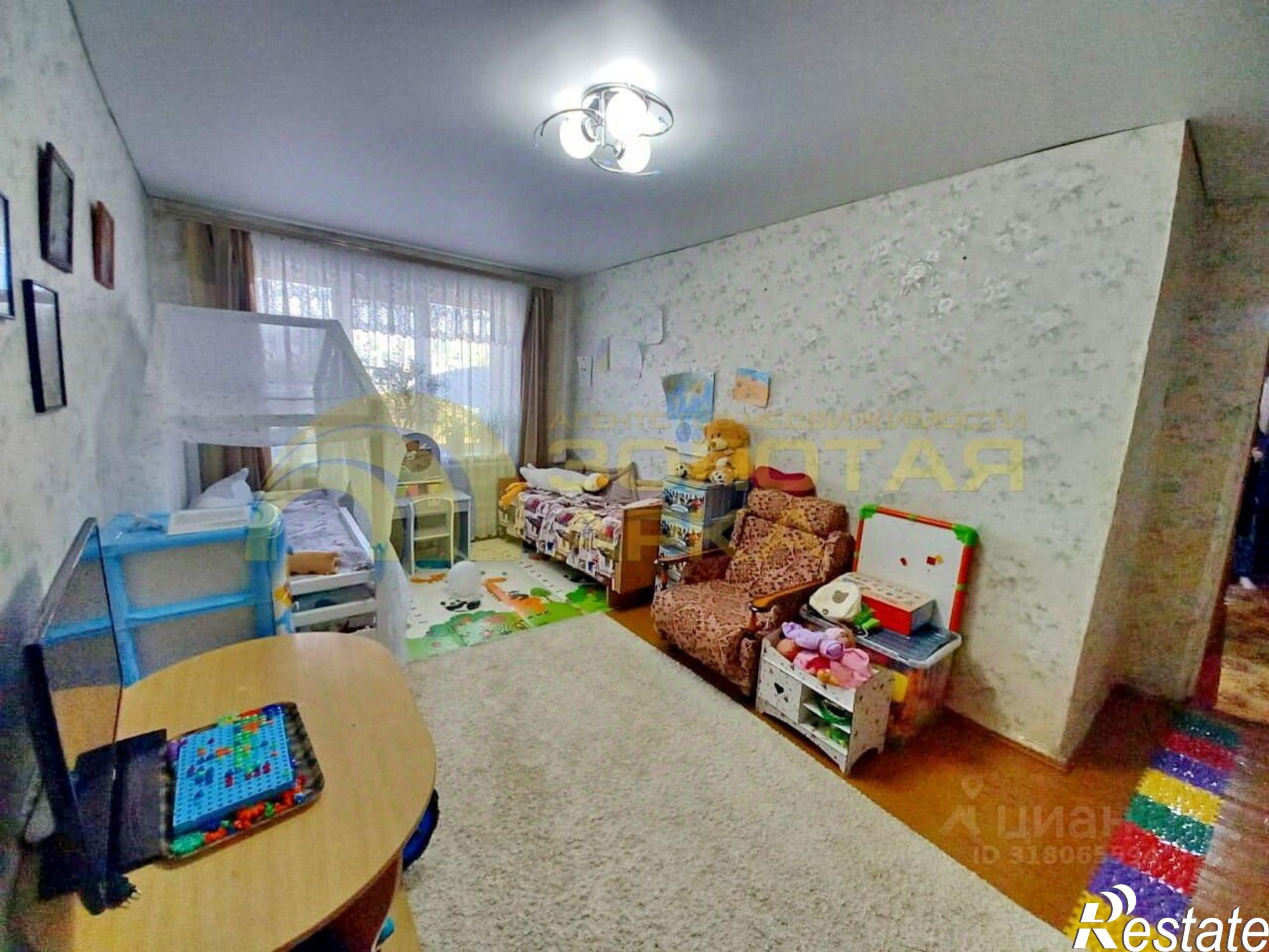 Купить квартиру за 2 350 000 рублей на Рудничная улица, 10