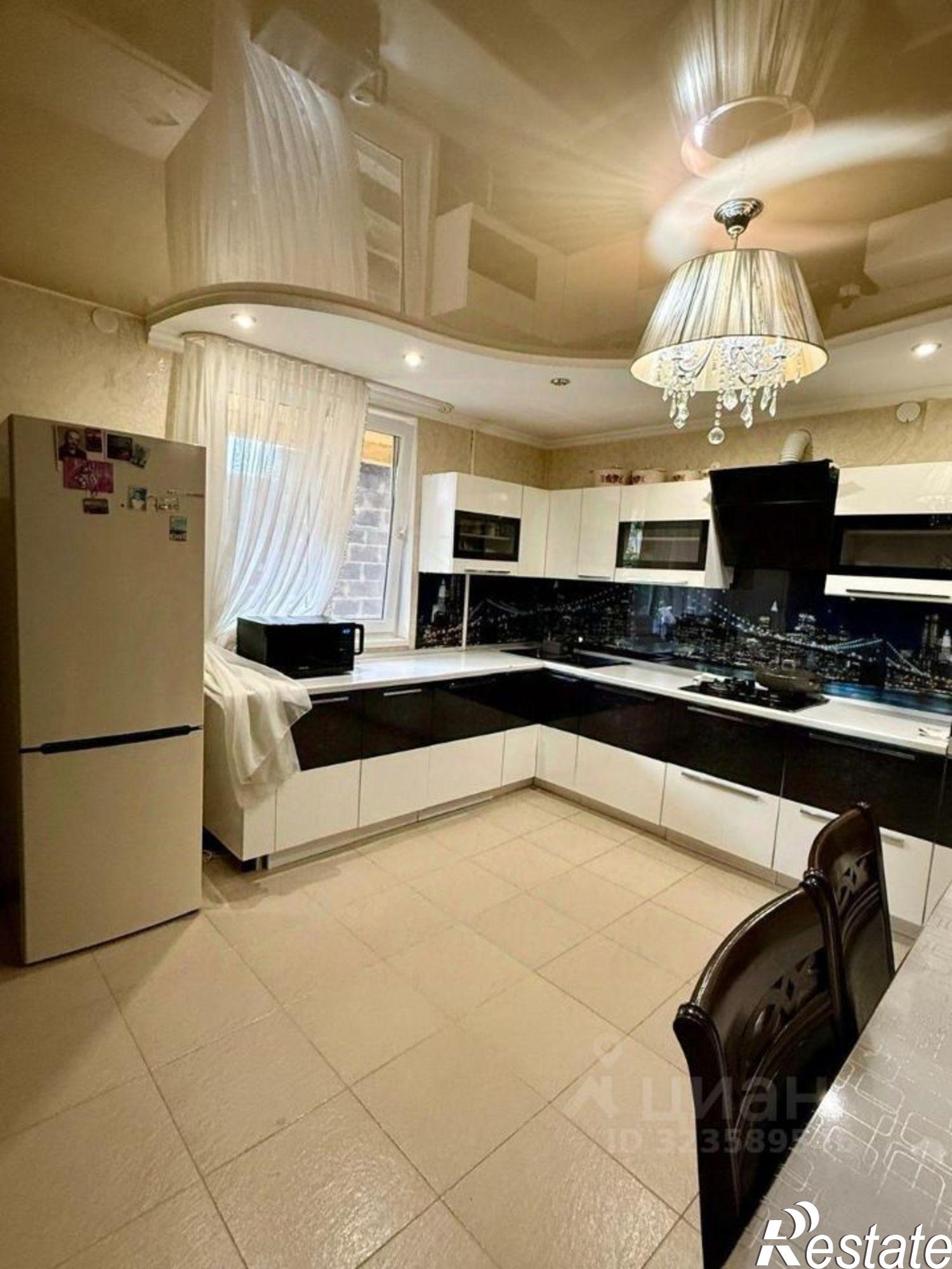 Купить дачу, дом, коттедж за 27 000 000 рублей на ул Перспективная, 9