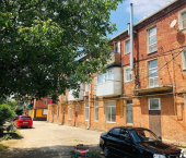 2-комн, 46кв м, этаж 3/3 Заводская улица, 43