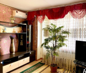 3-комн, 70кв м, этаж 1/5 улица Богдана Хмельницкого, 107