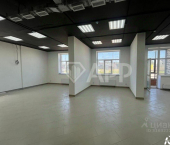 офис 93 кв м, этаж 1/28 улица Карла Маркса, 120 к1