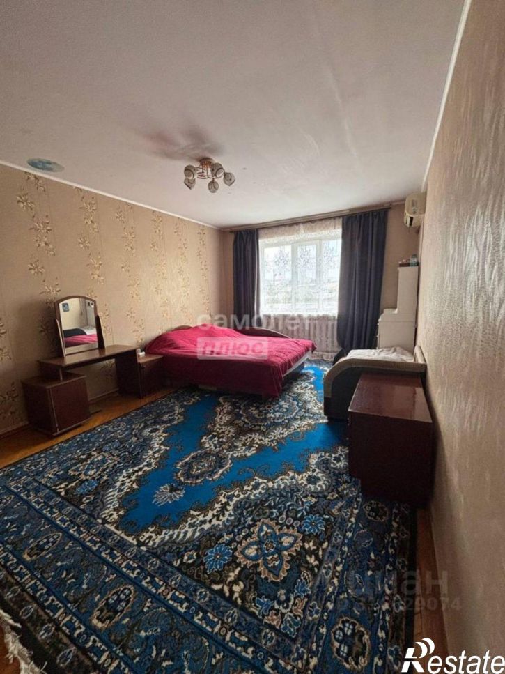 3-комн квартира улица Братьев Степановых, 23,  д. 23