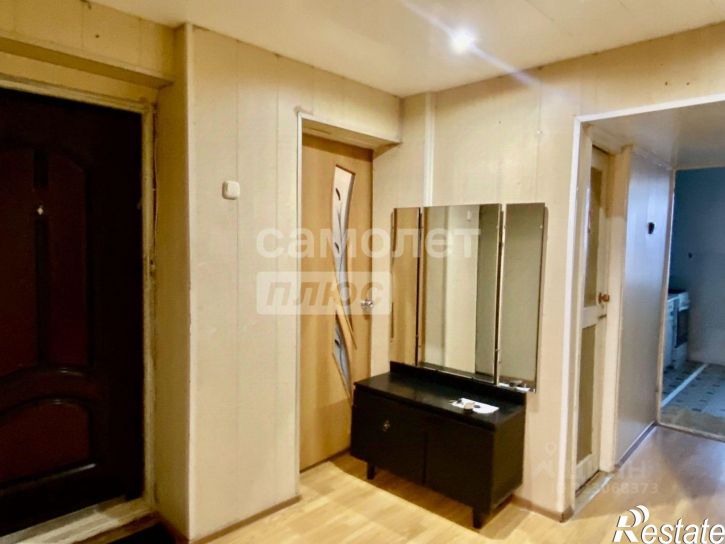 2-комн квартира улица 50 лет Октября, 124,  д. 124