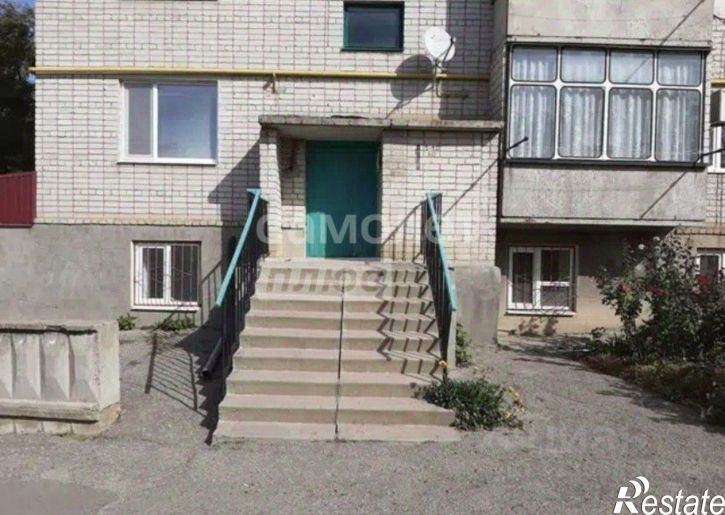 2-комн квартира улица 50 лет Октября, 124,  д. 124