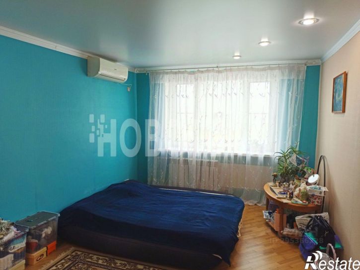 4-комн квартира улица Свердлова, 136,  д. 136