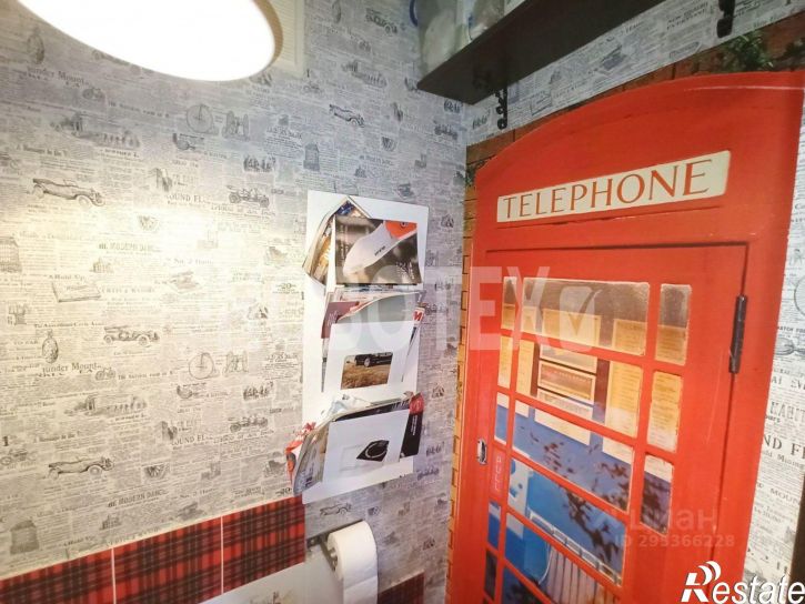 4-комн квартира улица Свердлова, 136,  д. 136