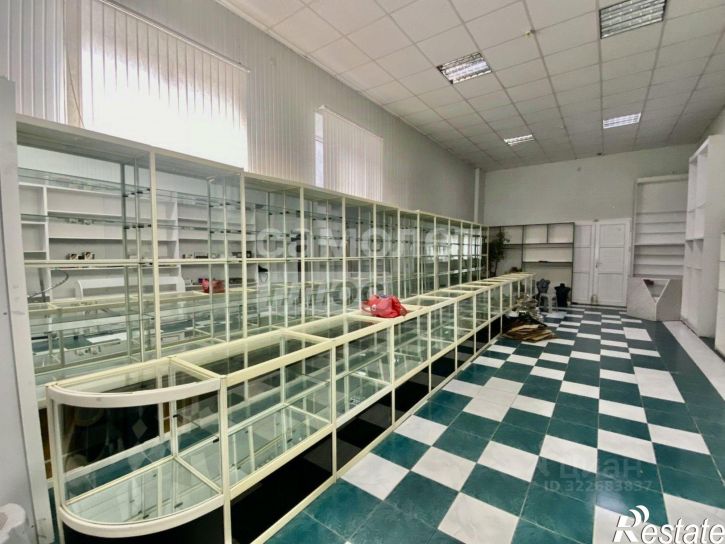 Торговое помещение ул Космонавтов, 27,  д. 27