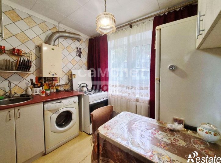 2-комн квартира улица Дзержинского, 16,  д. 16