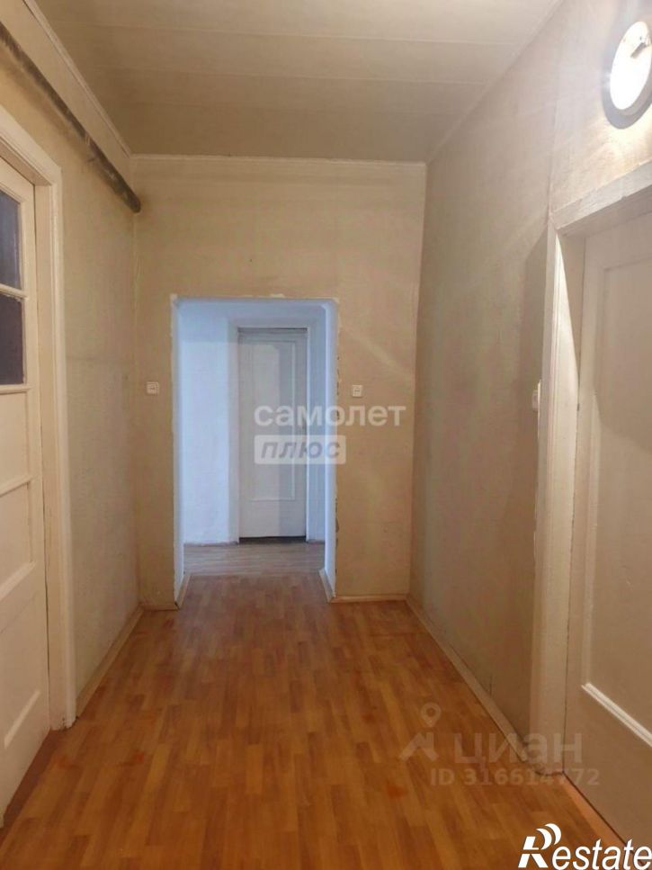 3-комн квартира Революционная улица, 40,  д. 40