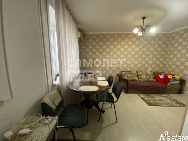 3-комн квартира улица Синёва, 45,  д. 45