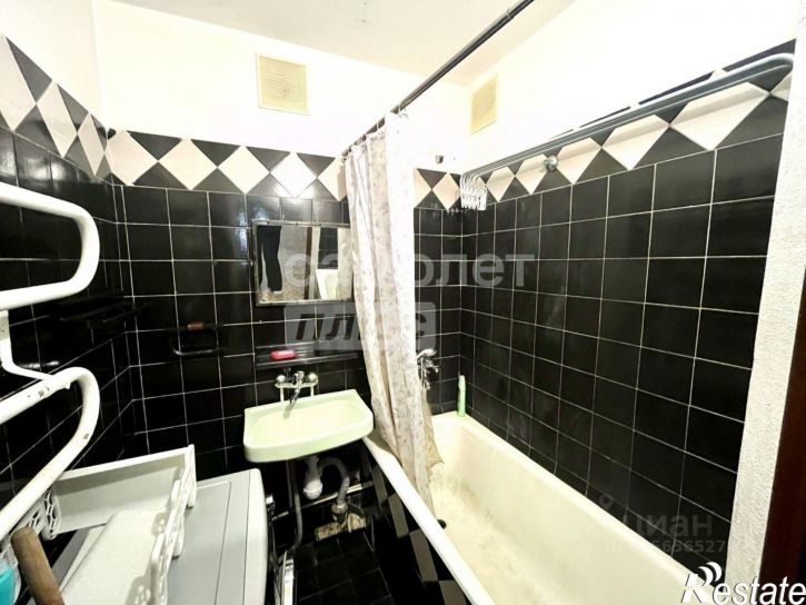 2-комн квартира ул Братьев Степановых, 34,  д. 34