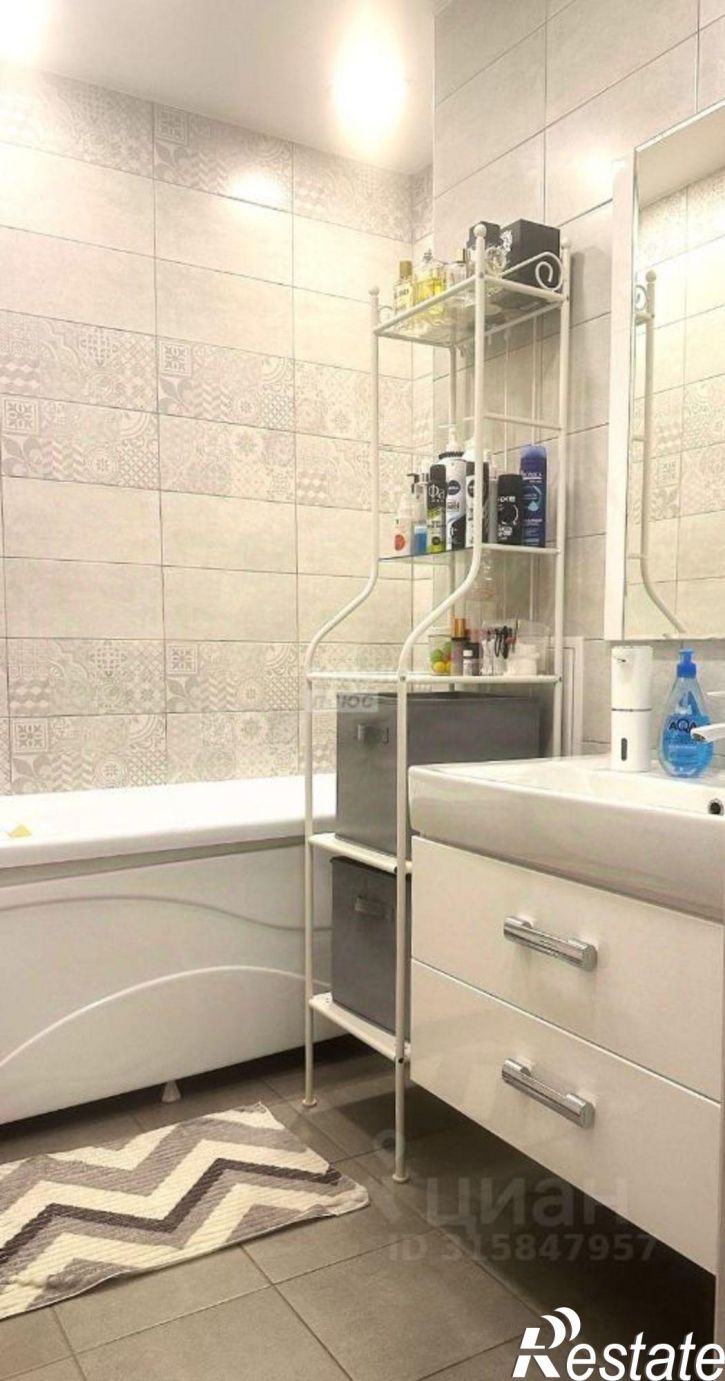 2-комн квартира улица Надежды, 1,  д. 1