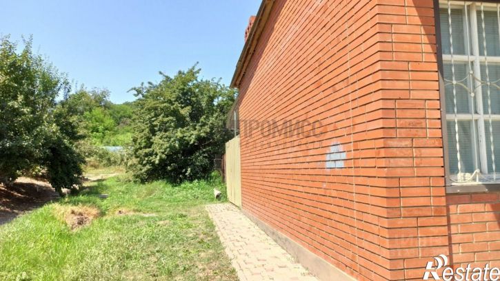 Торговое помещение ул 50 лет Октября, 122,  д. 122