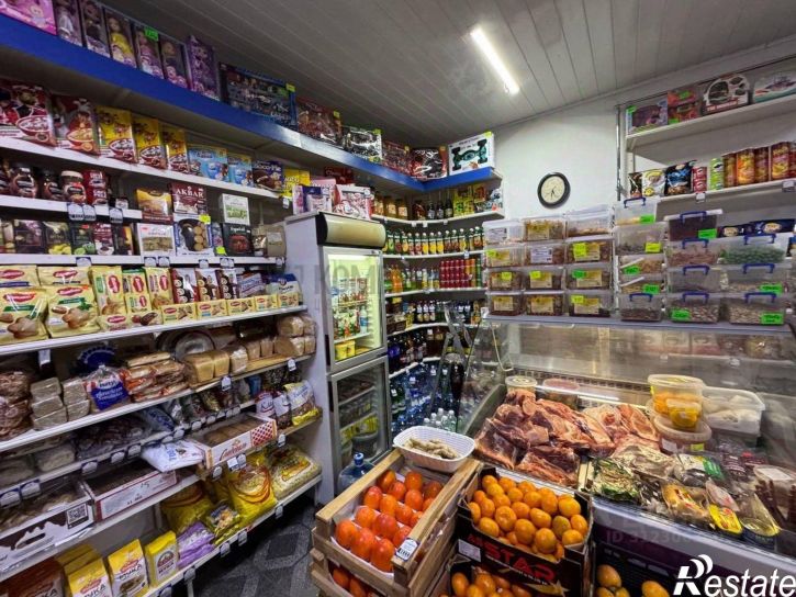 Торговое помещение ул 50 лет Октября, 122,  д. 122