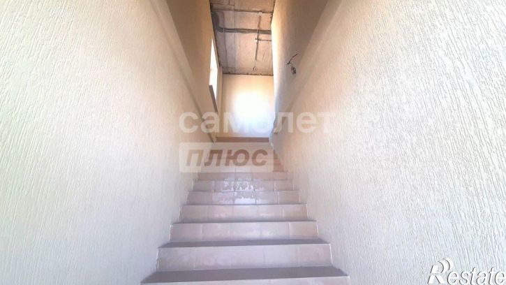 1-комн квартира улица Комарова, 95,  д. 95