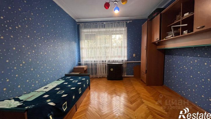 3-комн квартира г Лабинск, ул Ладожская, 36