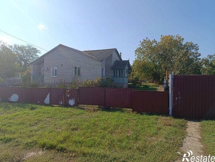 Отдельное здание улица Петренко, 180Д,  д. 180Д