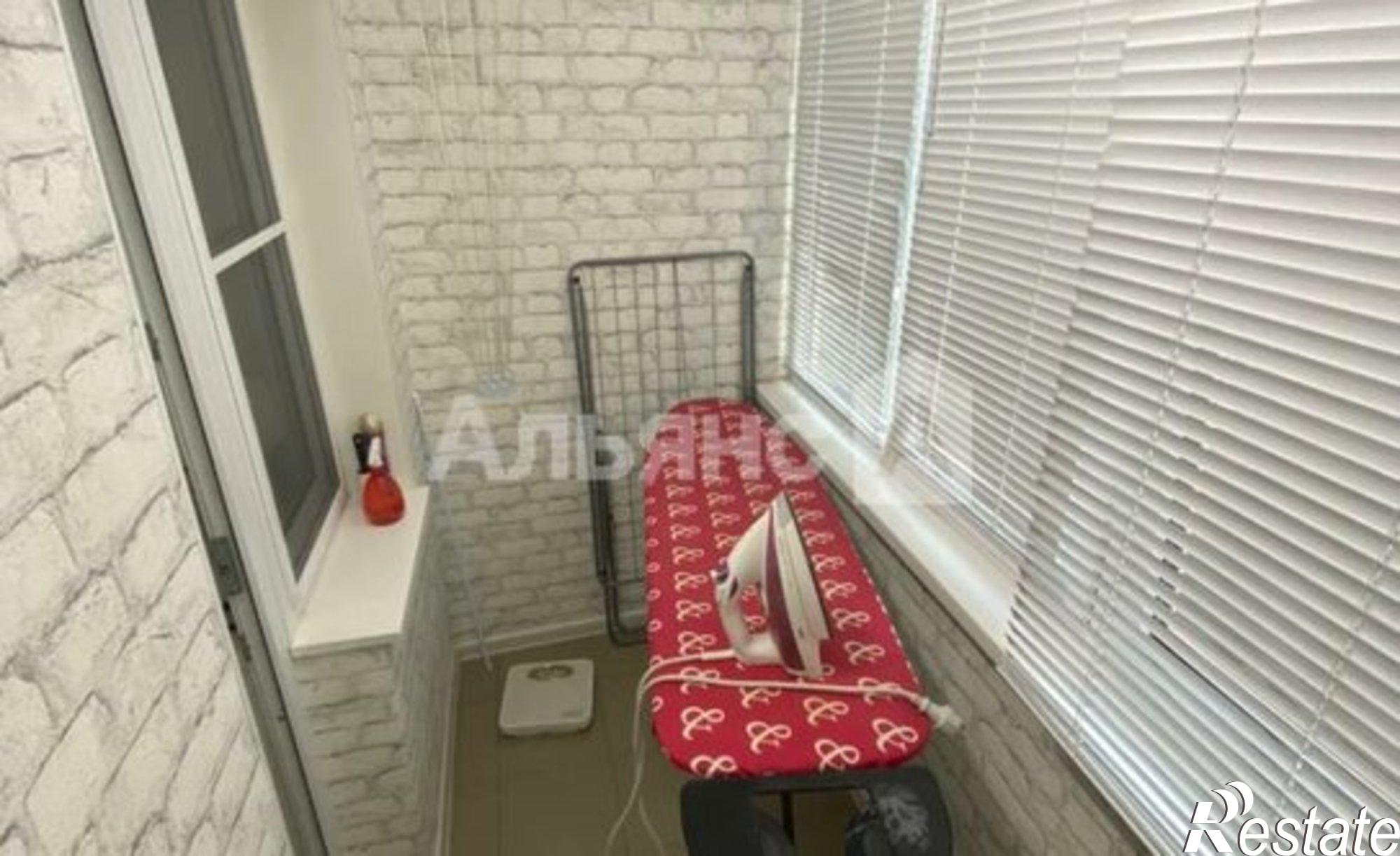 Купить квартиру за 7 700 000 рублей на Усть-Лабинск, Красная улица, 234А