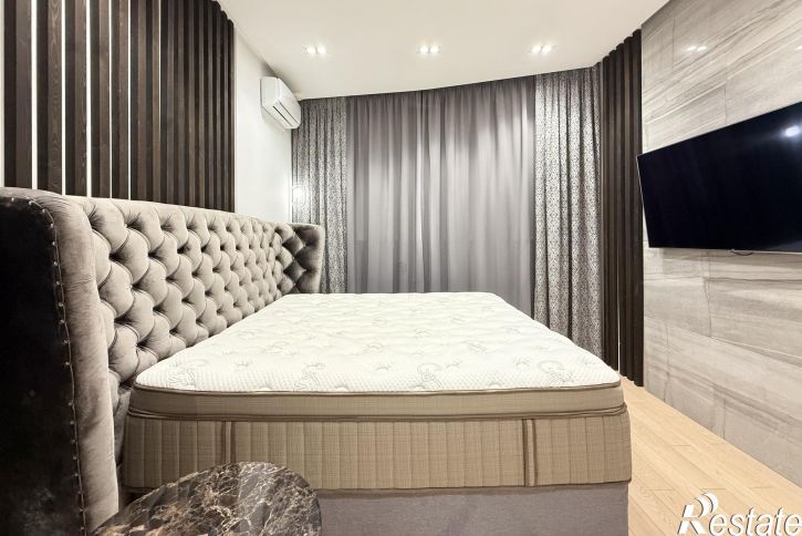 2-комн квартира набережная Кубанская,39