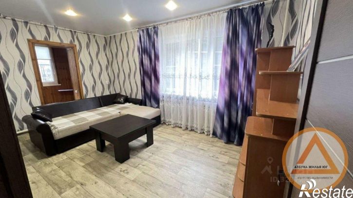 2-комн квартира Школьная улица, 10,  д. 10