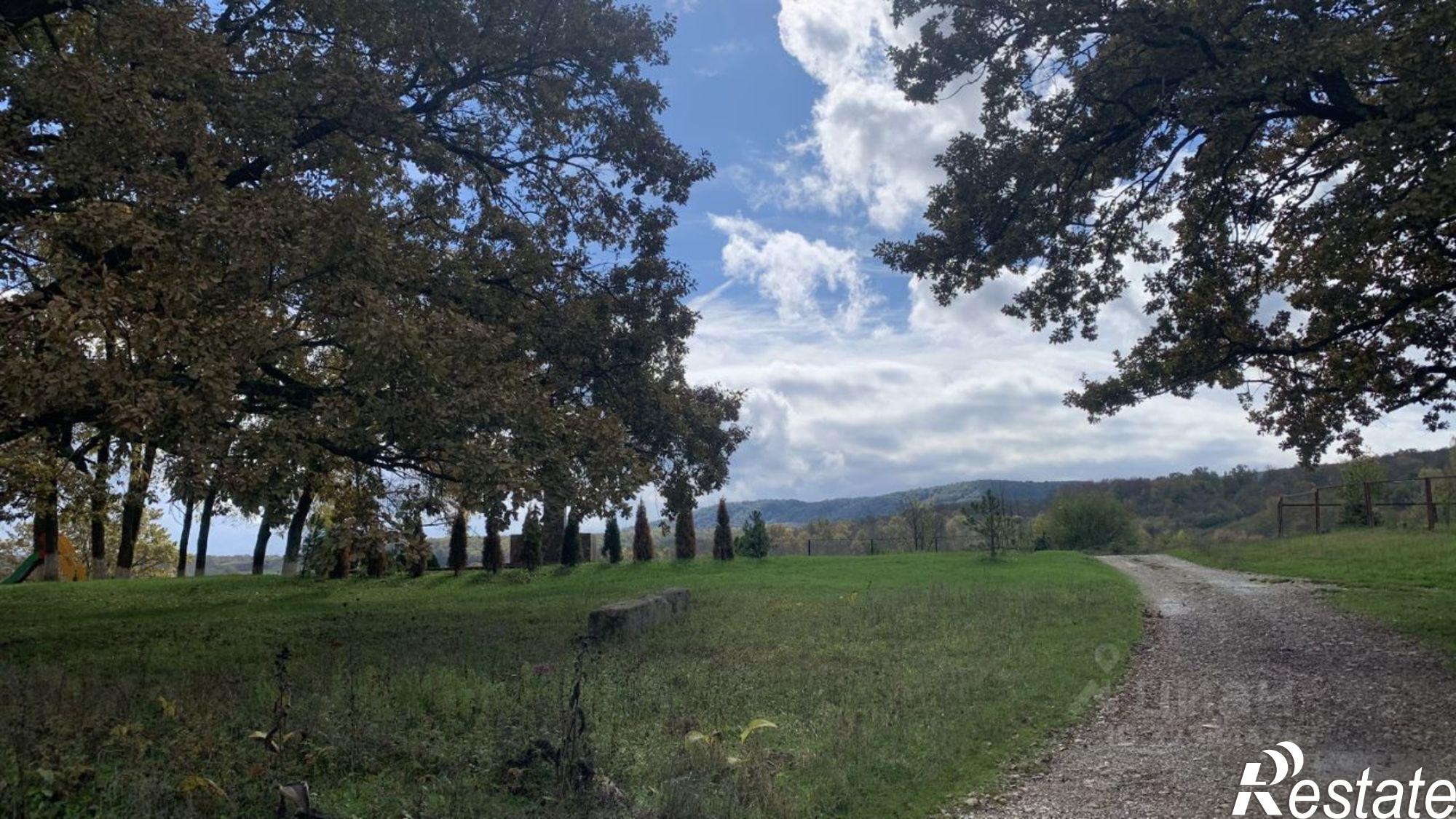 Купить квартиру за 900 000 рублей на Апшеронский район